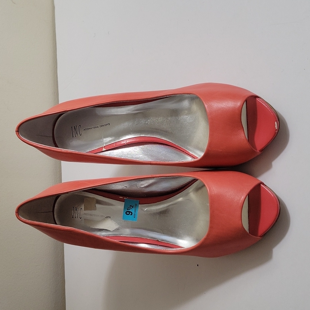 I.N.C International Concepts pink leather open toe heel pumps size 9 1/2
